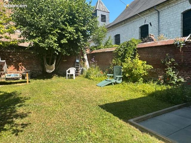 Belle maison de maitre renovée avec jardin 10 mns de l'autoroute a16