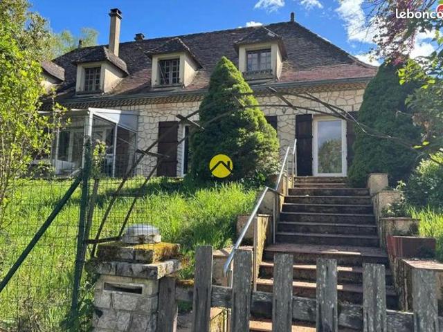 Belle maison de style Périgourdin