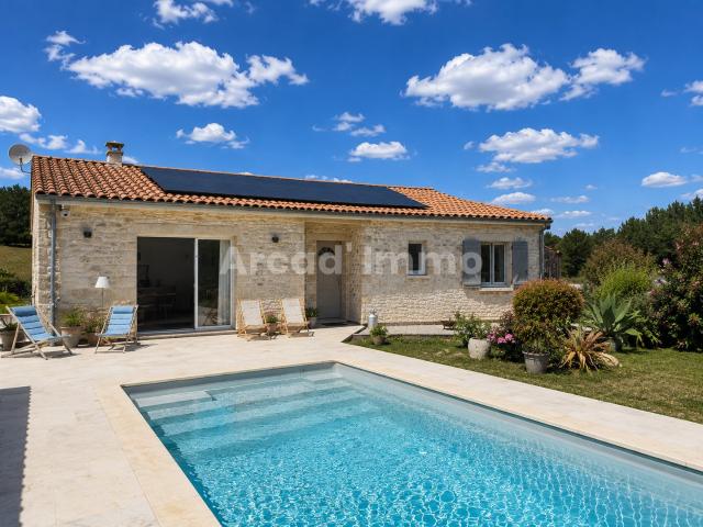 Belle maison de plain pied, 3 chambres, un studio indépendant, cuisine d’été et piscine