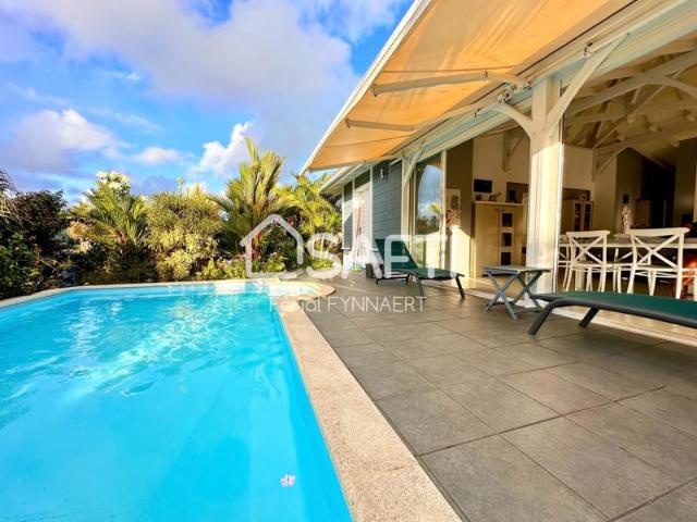 Belle maison de plain pied T4 meublée piscine proche Marina