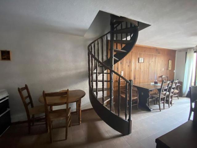 Belle maison de village et sa cour privative