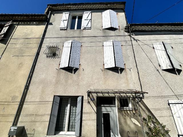 BELLE MAISON DE VILLE LUMINEUSE