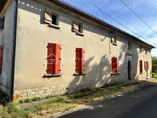 Belle maison du XIXe siècle rénovée 178m2 et 4783m2 de parc 190000 St Pey de Castets