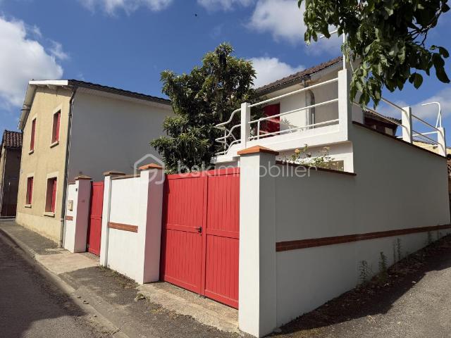 Belle maison entièrement rénovée au goût du jour