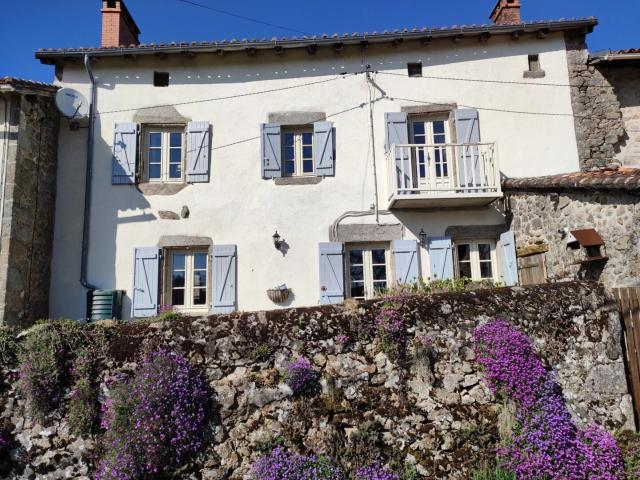 Belle maison en pierre de 3 chambres avec piscine et grange