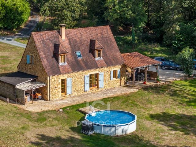 Belle maison en pierre