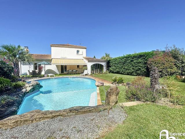 BELLE MAISON FAMILIALE MERIGNAC CHEMIN LONG