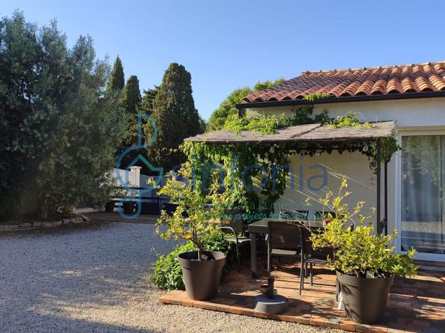 Belle maison familiale avec garage, piscine hors sol et 4 st. 96m² Gallargues le Montueux