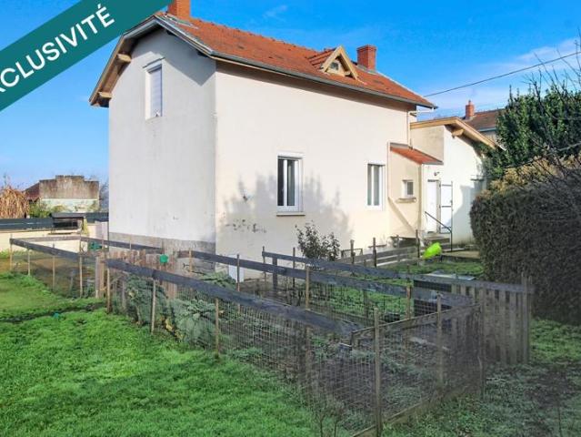 Belle maison familiale avec grand terrain aux Bois Francs