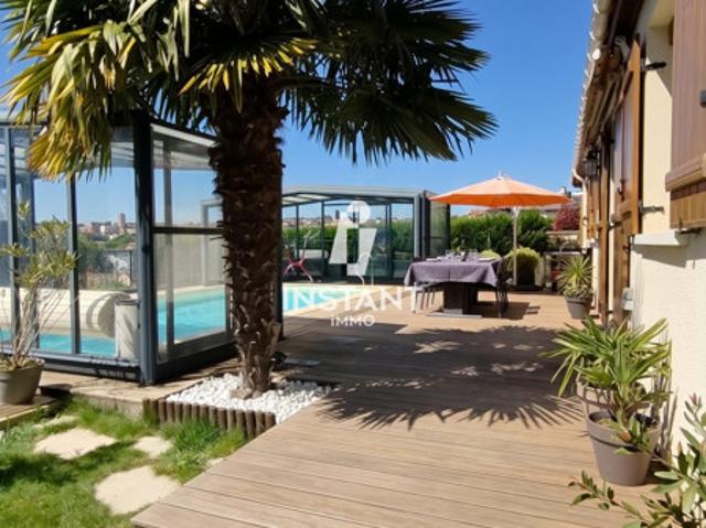 Belle maison familiale avec piscine 8x4
