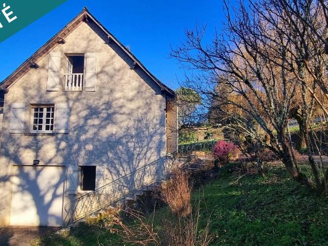 Belle maison familiale avec vue sur le château