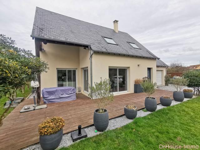 BELLE MAISON FAMILIALE RT 2012 !