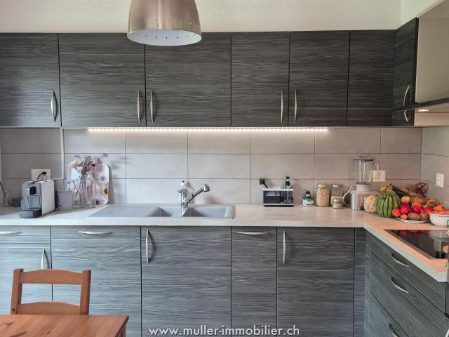 Belle maison jumelle moderne de 4.5 pièces, bien située à Yverdon | dreamo. Ch