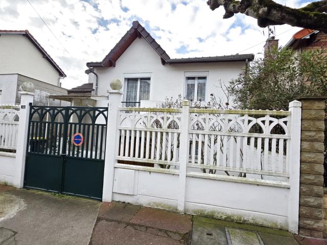 Belle maison lumineuse avec jardin à La Courneuve