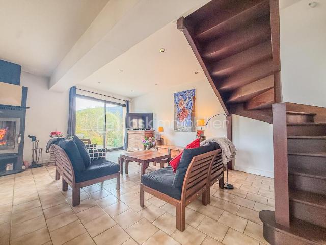 Maison familiale de 155 m² avec beau terrain à Pont l’Évêque
