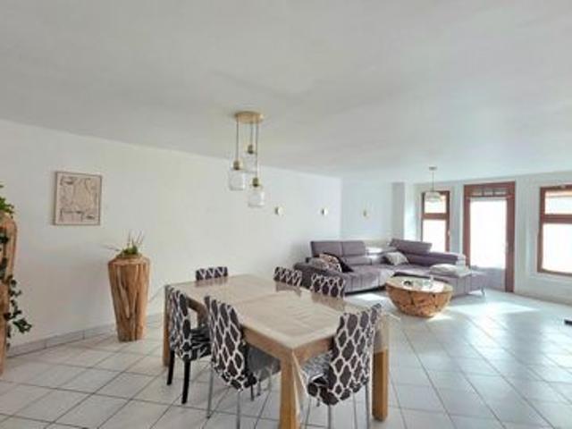Belle maison lumineuse