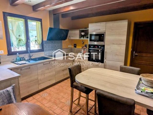 Belle maison moderne avec 3 chambres