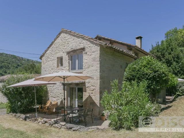Belle maison moderne conçu par architecte avec petit jardin. 97m² Penne