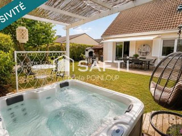 Belle maison mitoyenne d'un côté