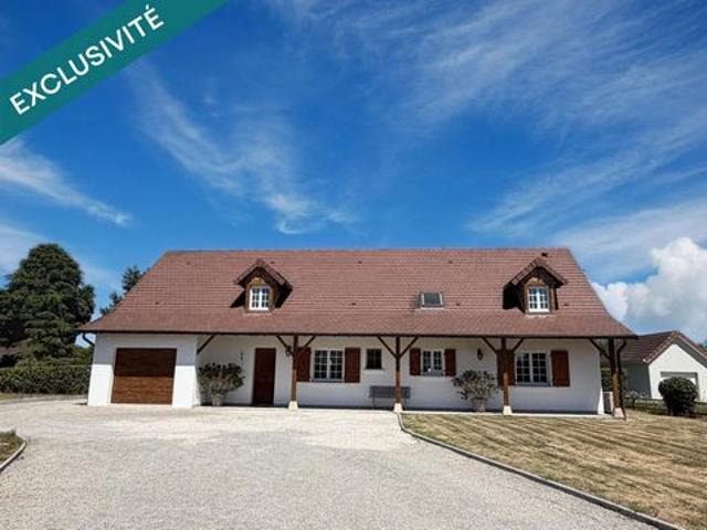 Belle maison style Bressane avec piscine
