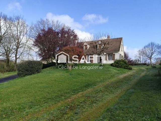 BELLE MAISON SUR SOUS SOL AVEC TERRAIN ARBORE