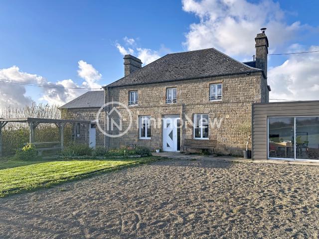 BELLE MAISON PIERRE 121 M2 SUR TERRAIN 1380 M2 SANS VOISIN AVEC VUE DEGAGEE