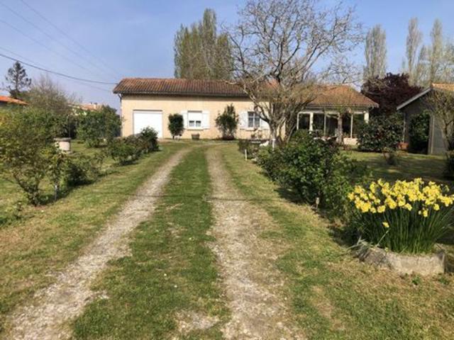 BELLE MAISON PLAIN PIED GAILLAN EN MEDOC 126m2 GRA