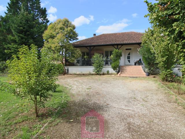 Belle maison proche du centre 190m² Puy l'Evêque