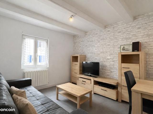 Belle Maison rénovée avec cour – Geispolsheim Village – Vendue louée – 2 chambres