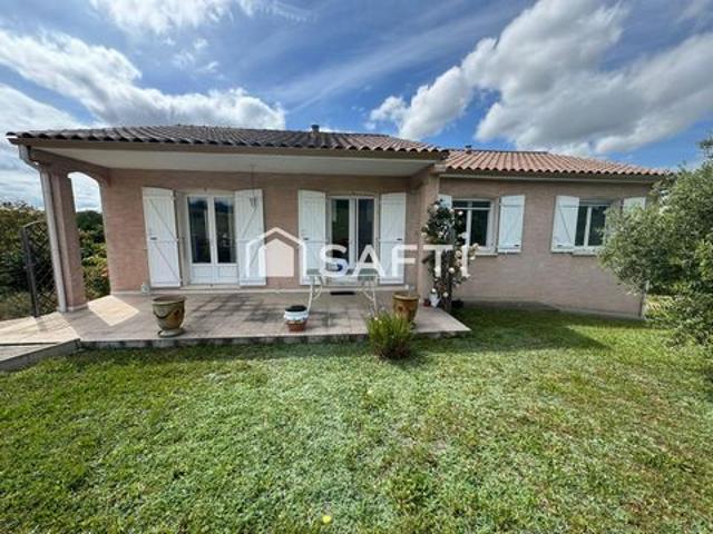 Belle maison vue dégagée,4 chambres et un garage