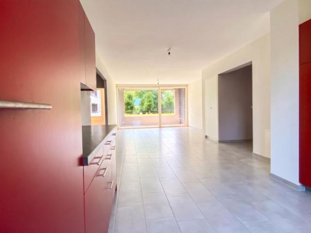 Belle opportunité 4 ½ de 110m2 avec place de parc!