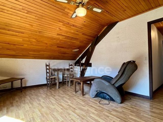 Belle opportunité: T2 à rénover proche du centre du village. 49m² Saint Jean de Sixt