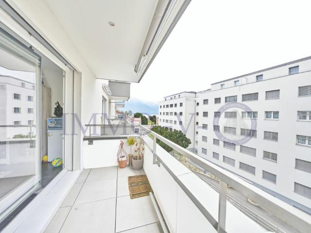 Belle opportunité d'acquérir un appartement avec vue sur le lac depuis le balcon