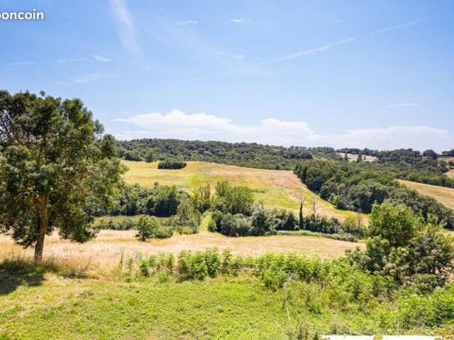 Belle propriété 34 hectares colline | Piscine | Calme
