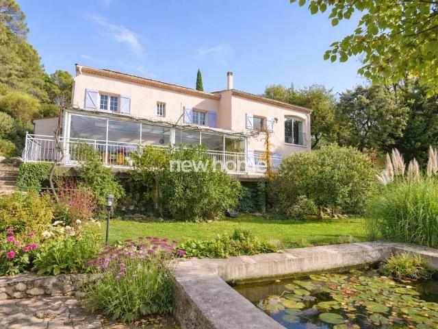 Belle propriété avec des oliviers et gîte indépendant 263m² Flayosc