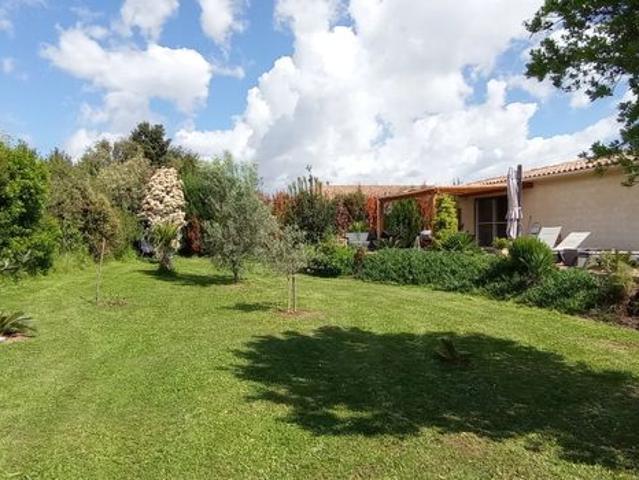Belle propriété dans uns secteur calme et agréable prche commodités
