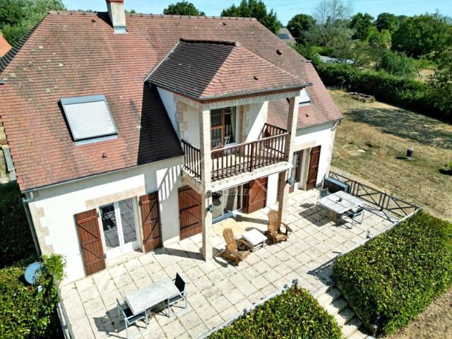 Belle propriété de campagne sur 6 697 m² à Autry Issards