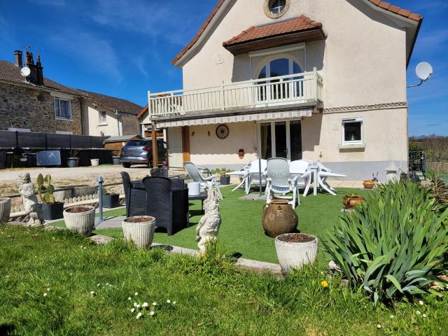 Belle propriété en Viager occupé à Sainte Fortunade