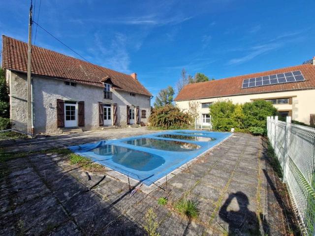 Belle Propriété sur 1 hectare 417m² Saint Pourçain sur Sioule