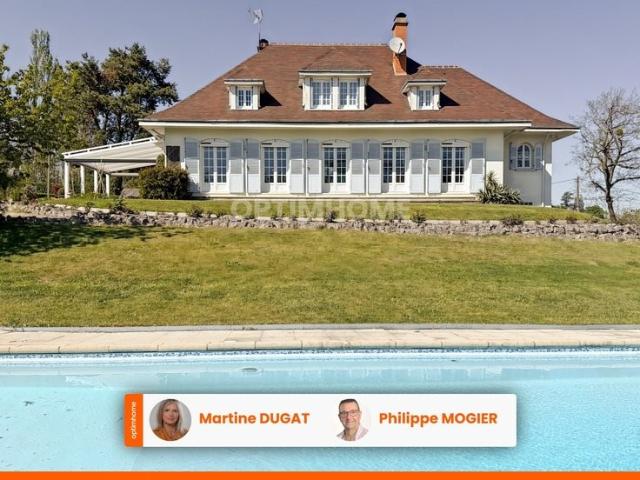 Belle spacieuse maison familiale avec piscine et grand terra. 187m² Jaligny sur Besbre