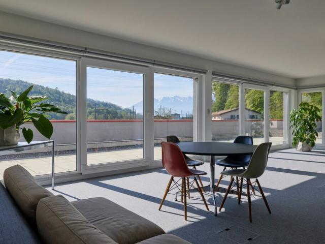 Belle surface administrative avec grande terrasse 200 m2 !
