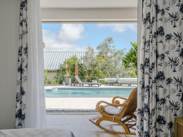 Bellemène Canot: Une villa où l'on pose ses valises, pas ses