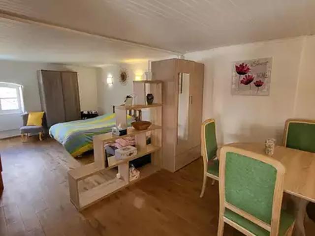 Bellefont La Rauze 46090 Location appartement 1 pièce t1 au dernier étage