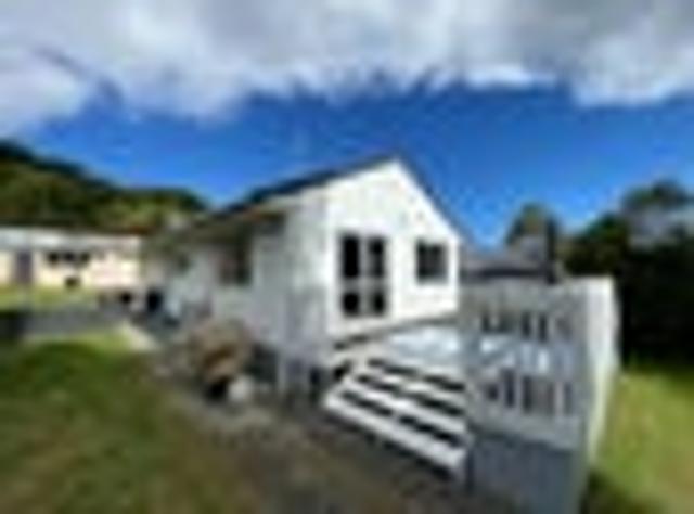 Bellevue, 3 bedrooms, $700 pw