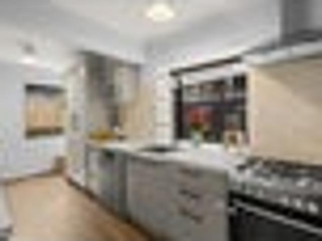 Bellevue, 3 bedrooms, $720 pw