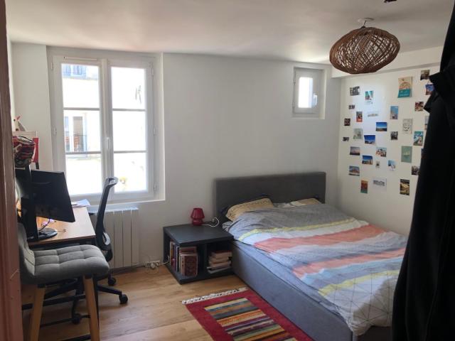 Belleville Appt refait à neuf 40m2