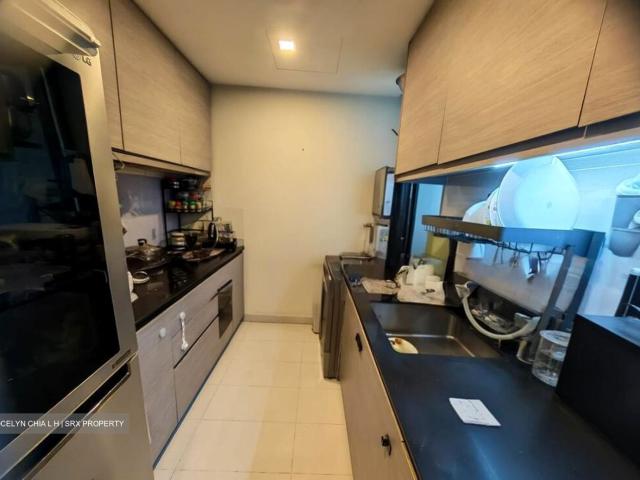 Bellewoods D25, Condominium