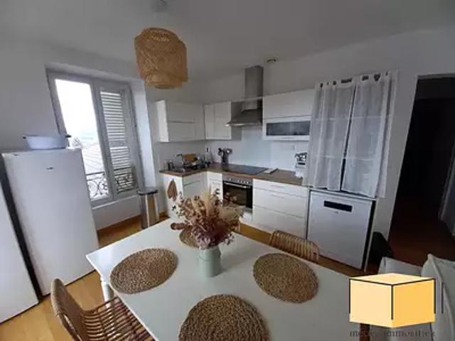 Belley 01300 Location appartement 4 pièces t4 parking
