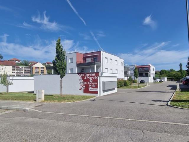 Belley Vente Parking / Garage 01