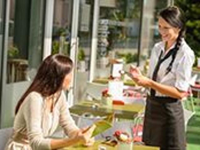 BELLINZONESE: Bellisimo locale a bordo lago da vendere | dreamo. Ch